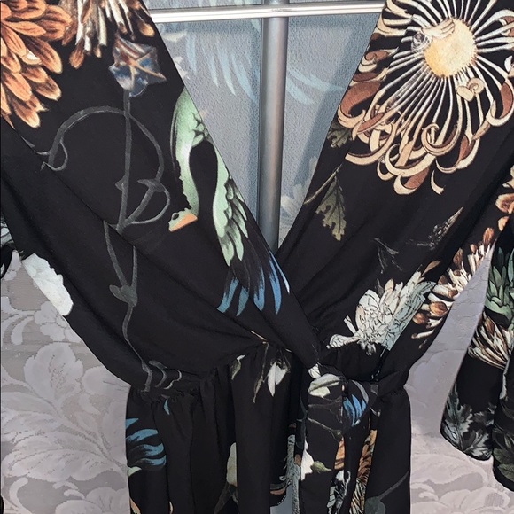 Boohoo floral top - Picture 3 of 3